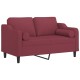 2 személyes bordó szövet kanapé díszpárnákkal 120 cm