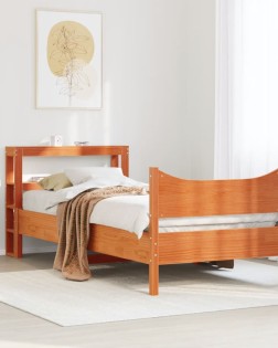 Viaszbarna tömör fenyőfa ágykeret fejtámlával 75 x 190 cm