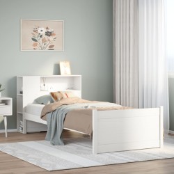 Fehér tömör fenyőfa könyvespolcos ágy matrac nélkül 90 x 190 cm