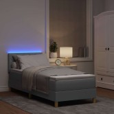 Led box spring ágy fejtámlával világosszürke 80 x 200 cm szövet Led box spring ágy fejtámlával világosszürke 80 x 200 cm szövet