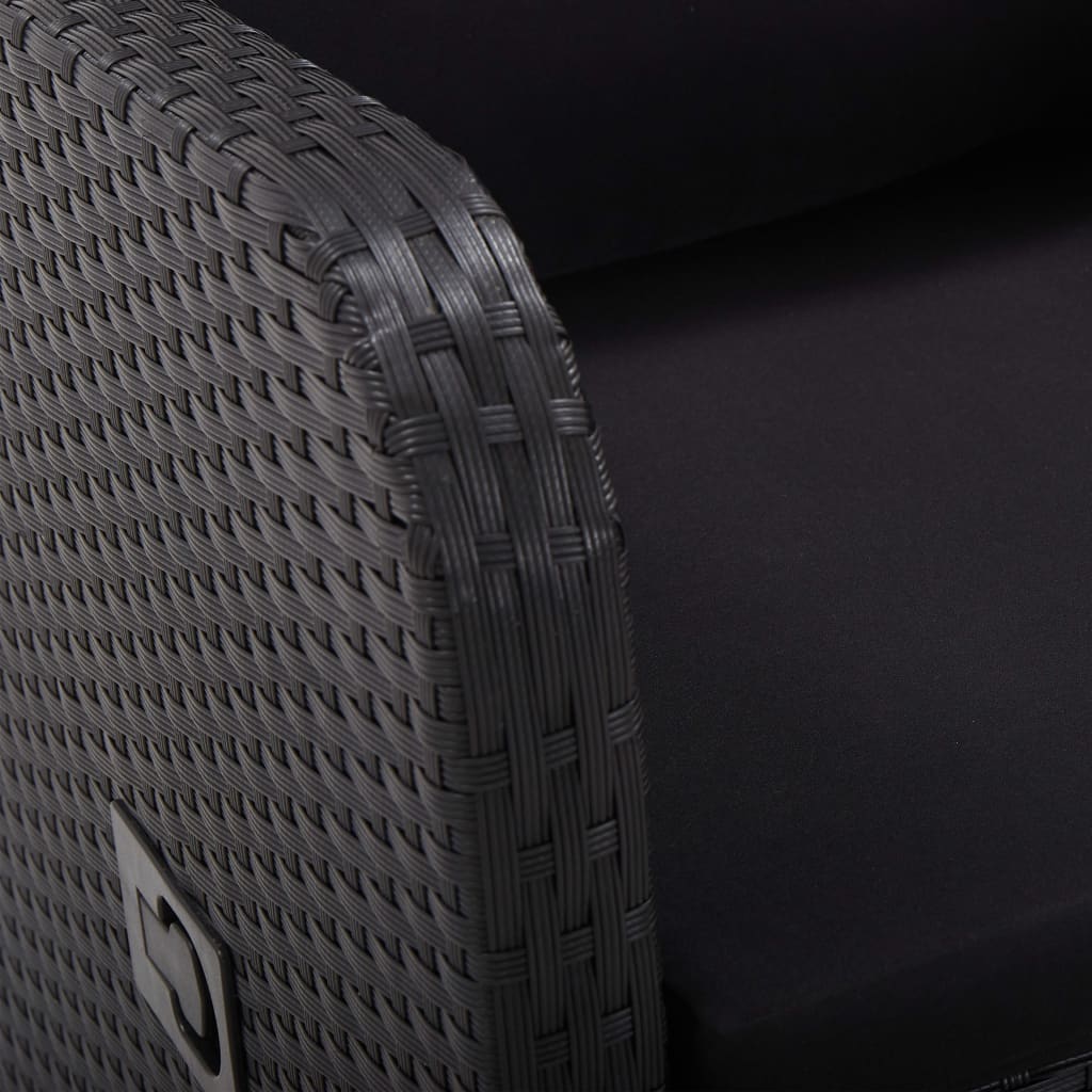 Fekete dönthető háttámlás polyrattan kerti szék párnával