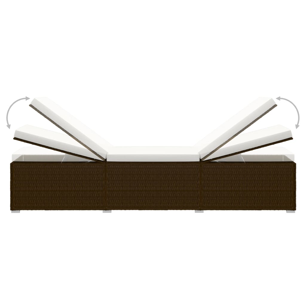 Barna polyrattan napozóágy párnával és teázóasztallal