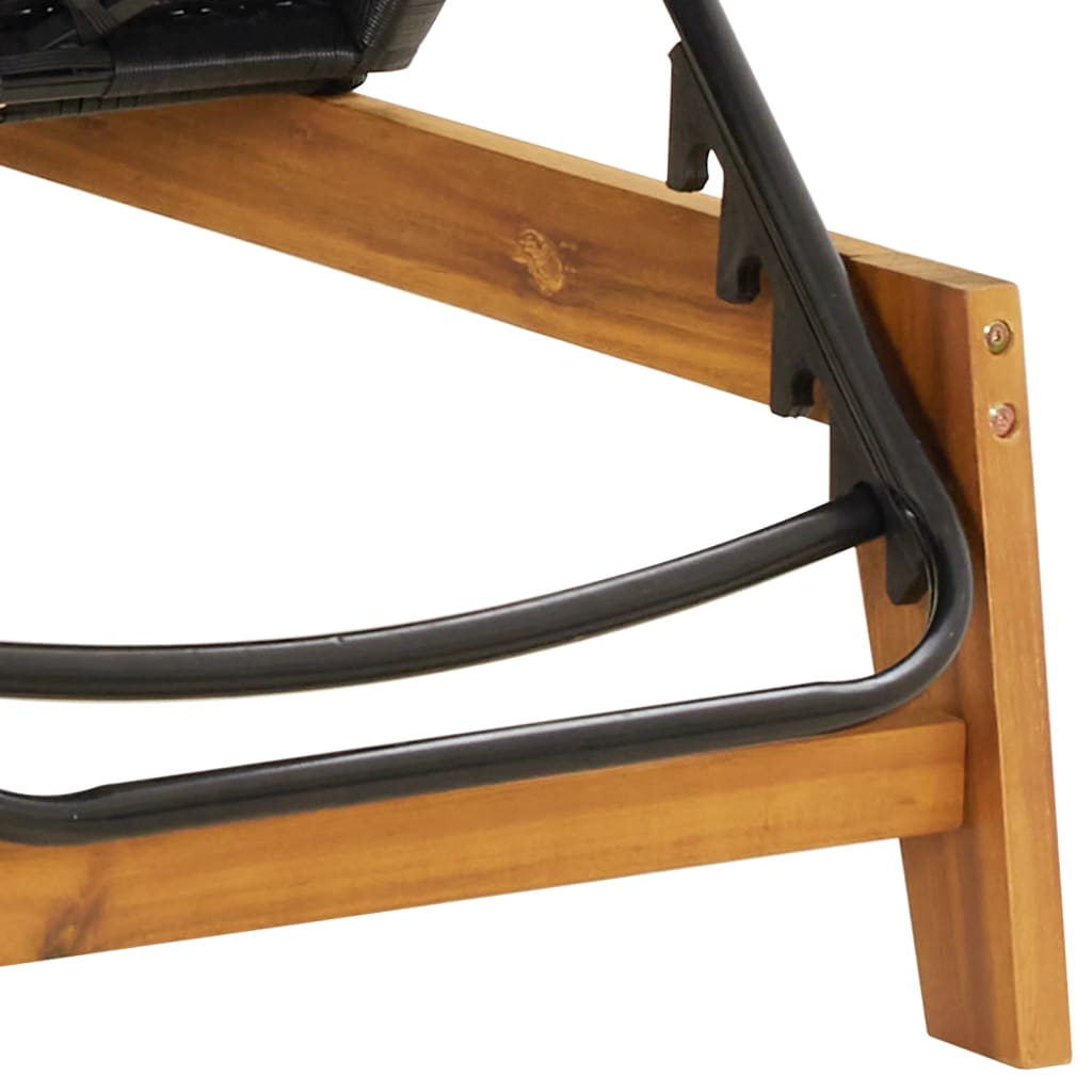 2 db fekete és barna polyrattan és tömör akácfa napozóágy