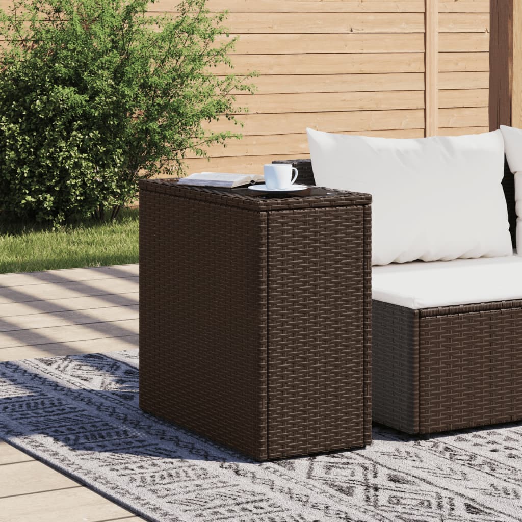 Barna polyrattan kerti kisasztal üveg lappal 58 x 27,5 x 55 cm