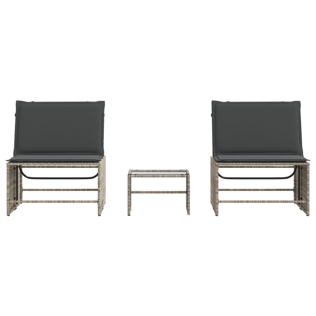 2 db világosszürke polyrattan napozóágy asztallal