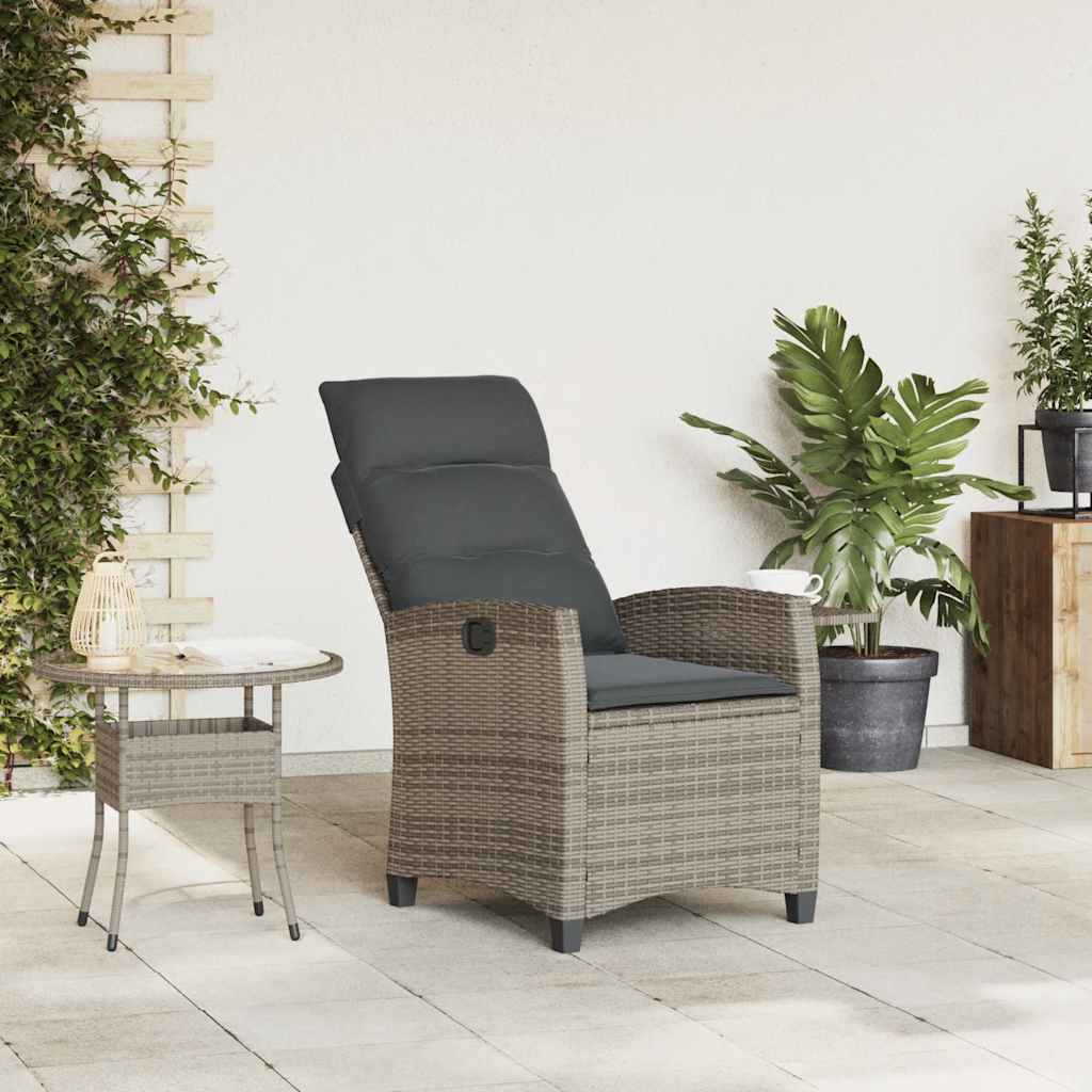 Szürke polyrattan fekvő kerti szék oldalsó asztallal