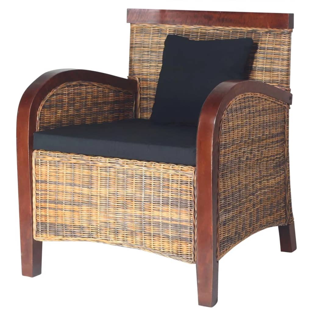 Kézzel font rattan karosszék Kézzel font rattan karosszék