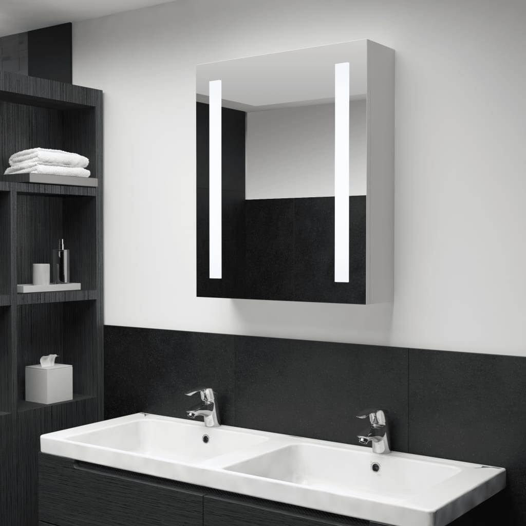 Tükrös fürdőszobaszekrény led világítással 50 x 13 x 70 cm